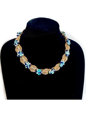 NEIMAN MARCUS | Elegant Gold-Tone Leaf & Blue Bead Statement Necklace | NWT